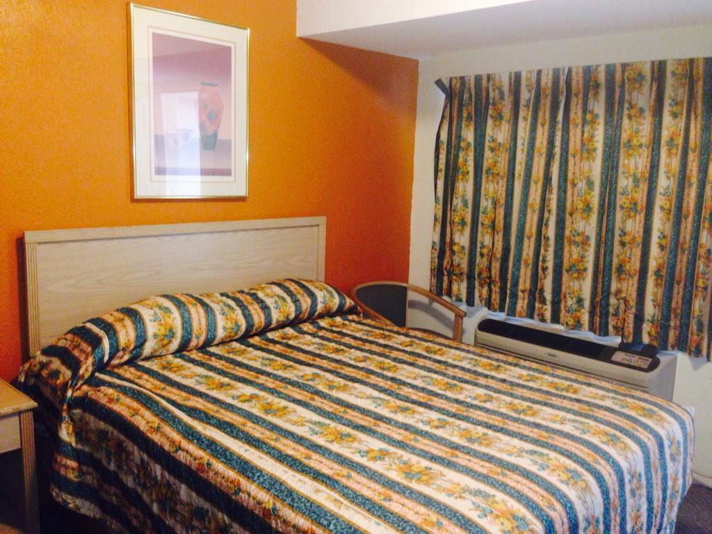 Desert Inn Westmorland Номер фото